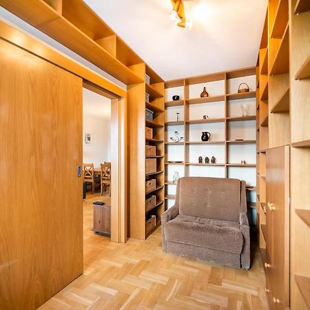 Woronicza Homey Wooden Apartment وارسو المظهر الخارجي الصورة