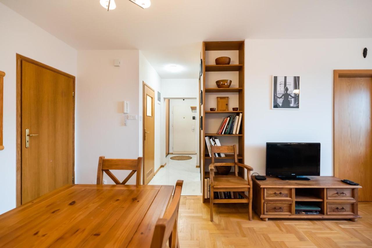 Woronicza Homey Wooden Apartment وارسو المظهر الخارجي الصورة